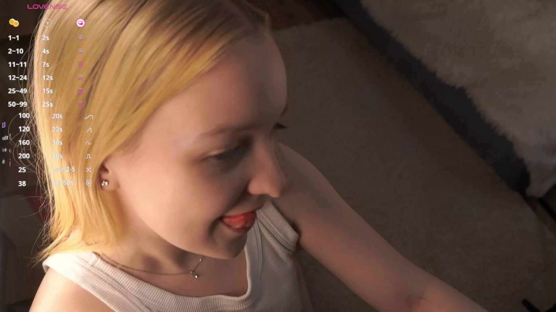 YokoMassena from Cam4