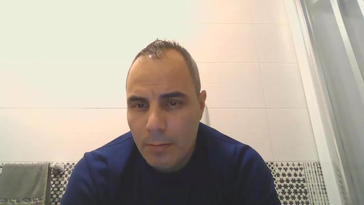 Yosolo_fun webcams show profile image 