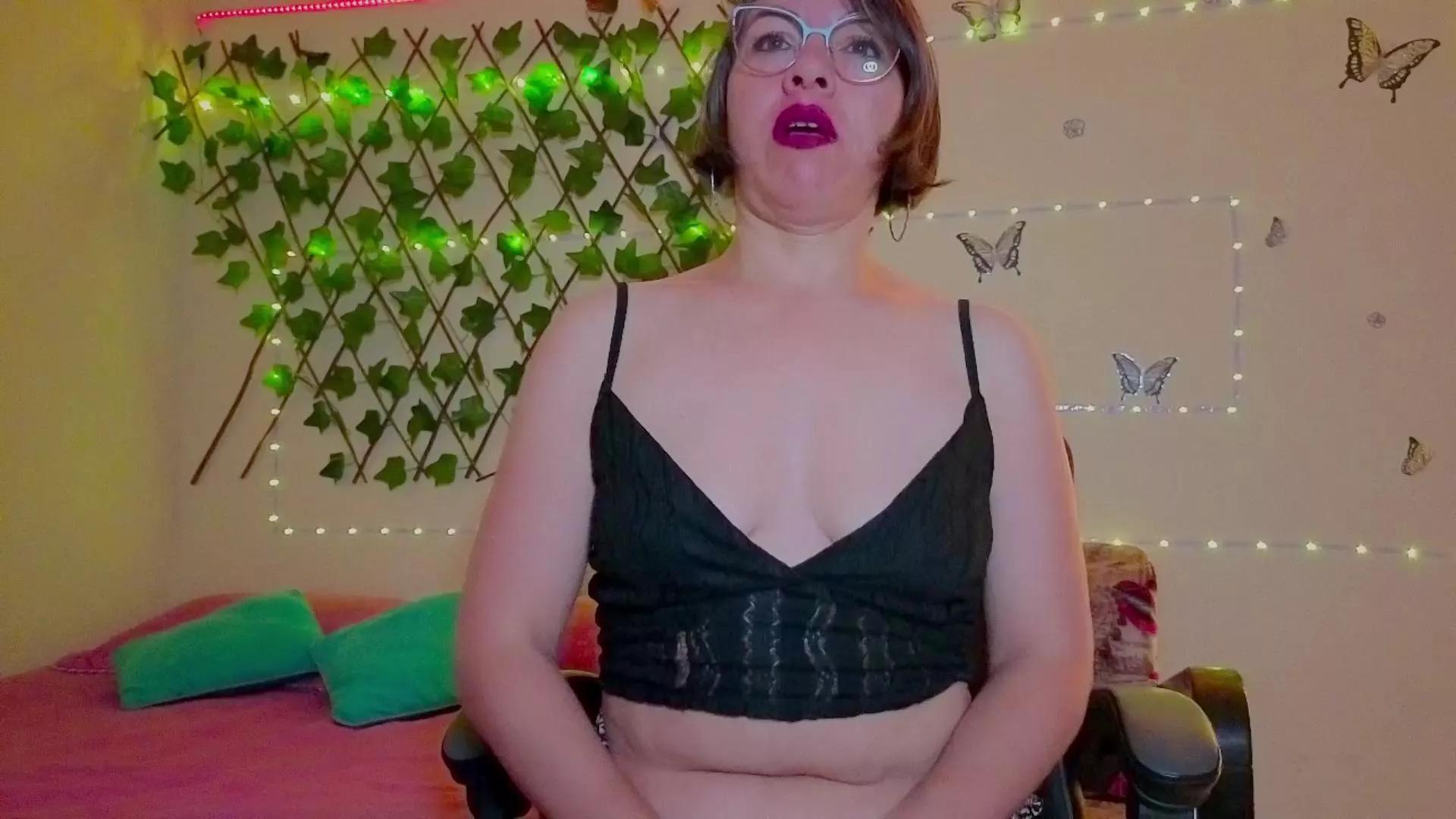 Your_hot_wolf webcams show profile image 