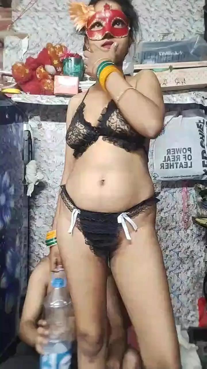 YourSanam webcams show profile image 