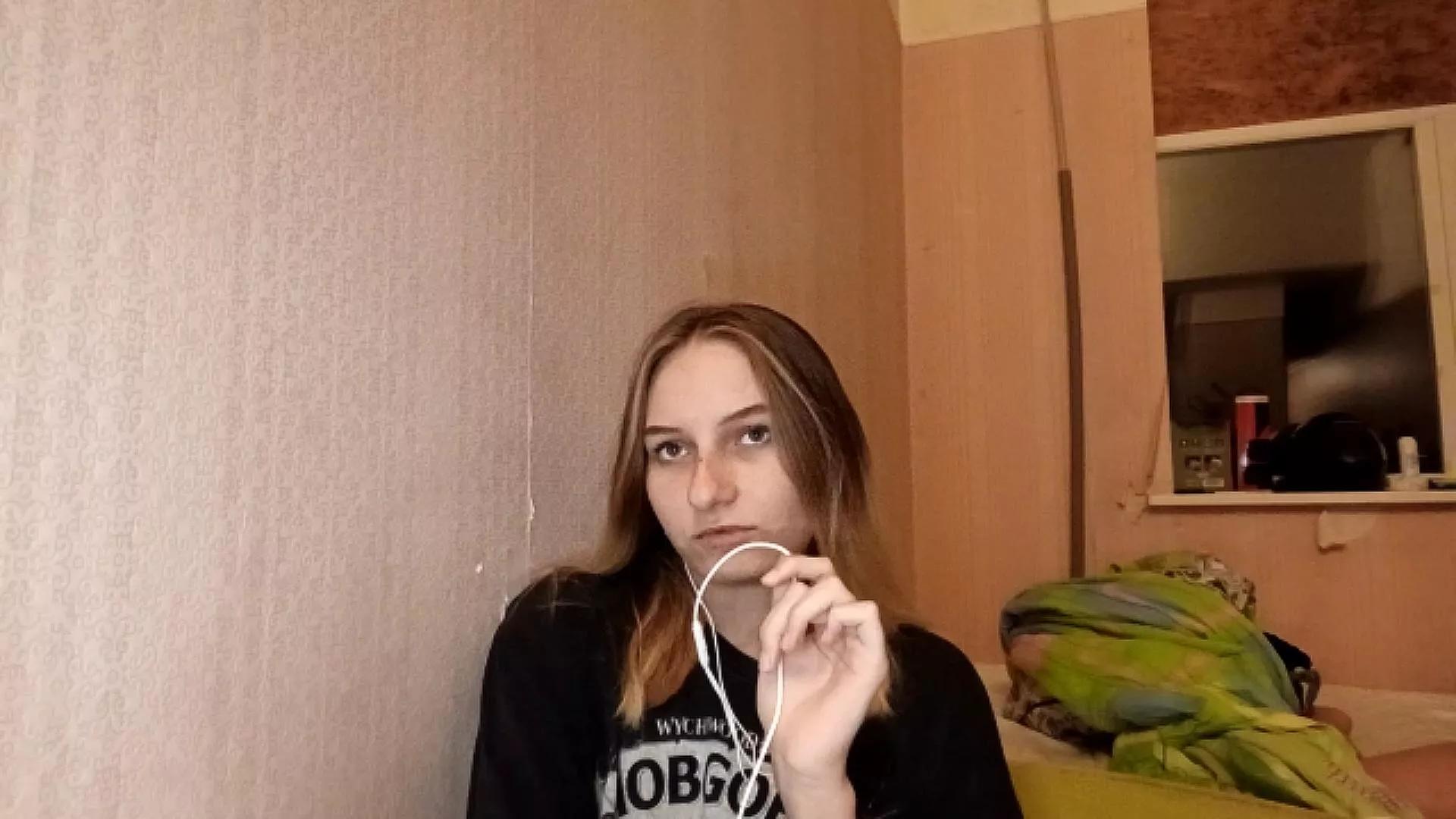 YvonneCrowley webcams show profile image 