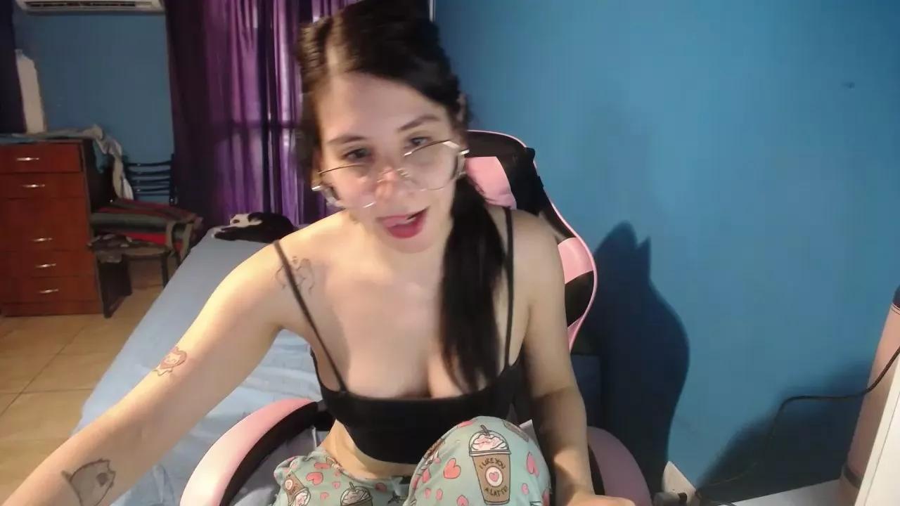 zzwei7 from Cam4
