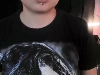 adeelinee from CamSoda