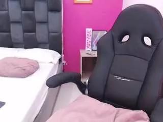 alananaughty from CamSoda