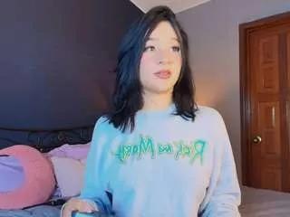 alannalopez from CamSoda