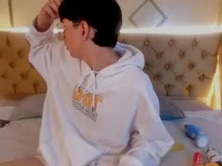 aleaurarashi from CamSoda