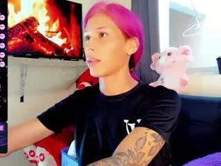 alexa-naughty on CamSoda