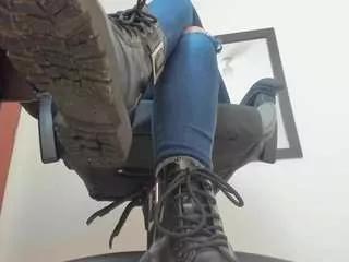 alma-fenix from CamSoda