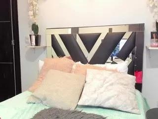 ameelie from CamSoda