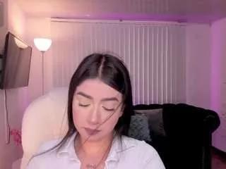 amelie-jhons on CamSoda