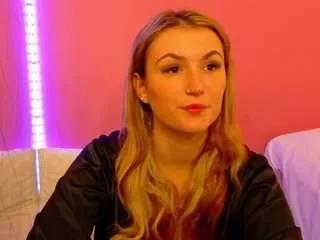 anaayss from CamSoda