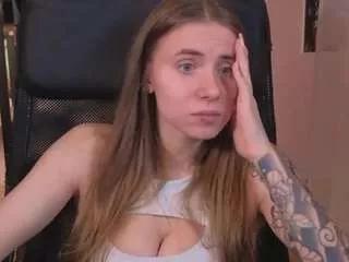 annastark from CamSoda