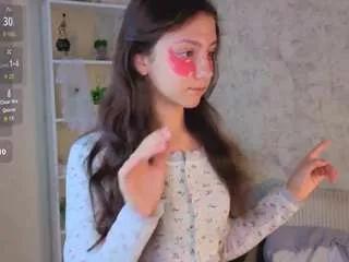 annatussey from CamSoda