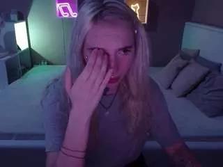 annetenet from CamSoda