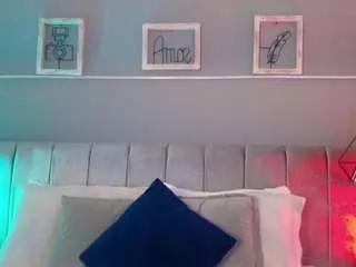 anneth-m from CamSoda
