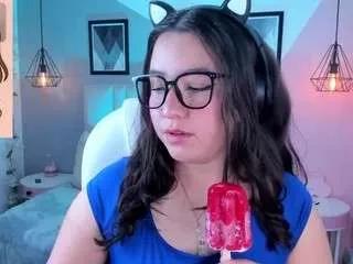 annia-paris from CamSoda