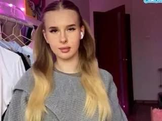 Antonettekolsrud webcams show profile image 