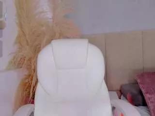 Aprilebony webcams show profile image 