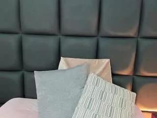 ariiasky from CamSoda