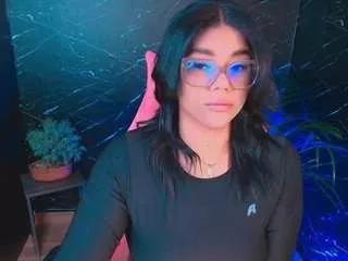 ashleey18 on CamSoda