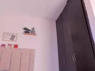 avalineblanc from CamSoda