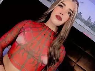 baby-isaa from CamSoda