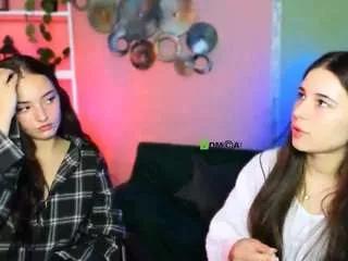 baby-joy from CamSoda