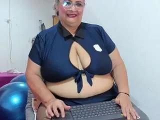 bbwsalome1 from CamSoda