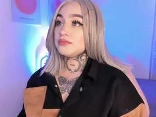 bella-green from CamSoda