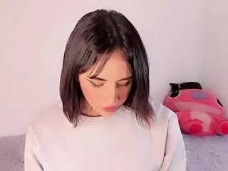 bellahottestt from CamSoda