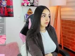 bellahunterr from CamSoda