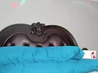 bigbootysarenalove from CamSoda