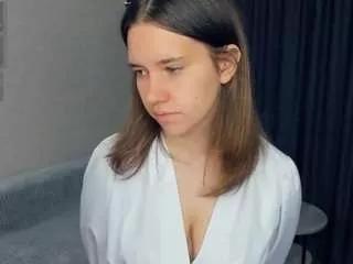 Bonniedredge webcams show profile image 