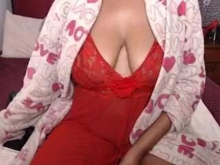 bootycallever from CamSoda
