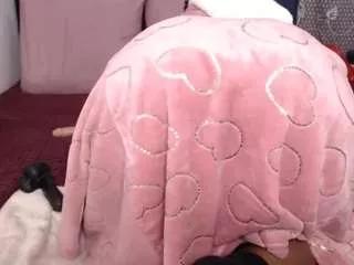 bootycallever from CamSoda