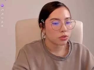 bubble-gum from CamSoda