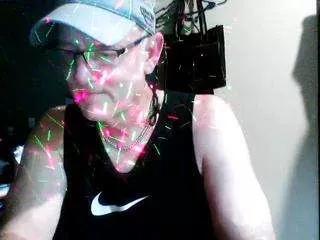 camcouple4u from CamSoda