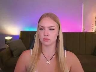 celestenoirr from CamSoda