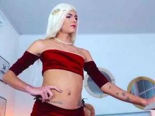 Chloe-thunders webcams show profile image 