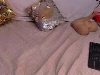 cockpleaserr from CamSoda