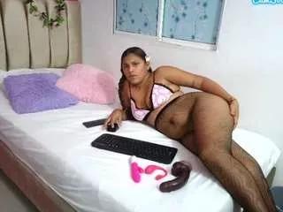 Damaris-bones webcams show profile image 