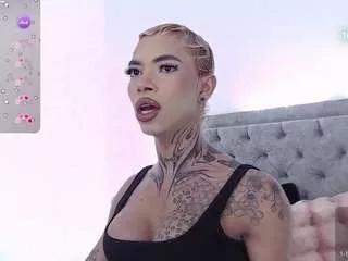 danna-dangerous from CamSoda