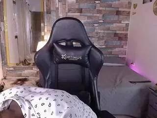 Dashahillx webcams show profile image 