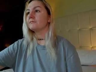 debbie-taylor from CamSoda