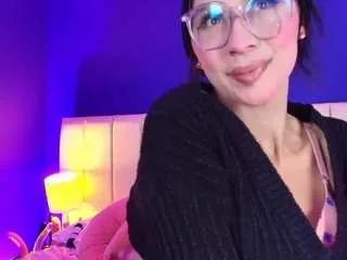 deepanaladdict from CamSoda