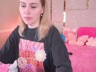 divinejaass from CamSoda