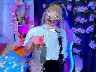 dollyeast from CamSoda