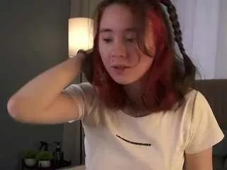 eleneeves from CamSoda