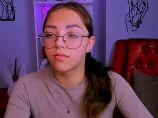 ember-kitty from CamSoda