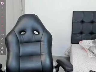 emma-andreew1 from CamSoda